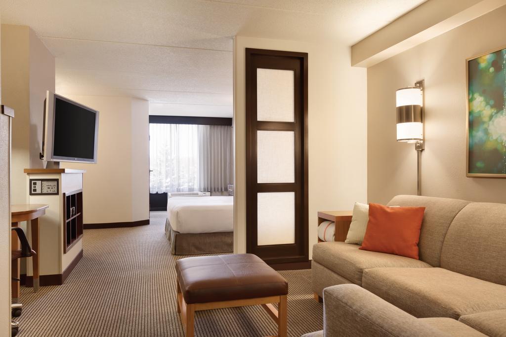 Hyatt Place Sterling Dulles Airport North エクステリア 写真